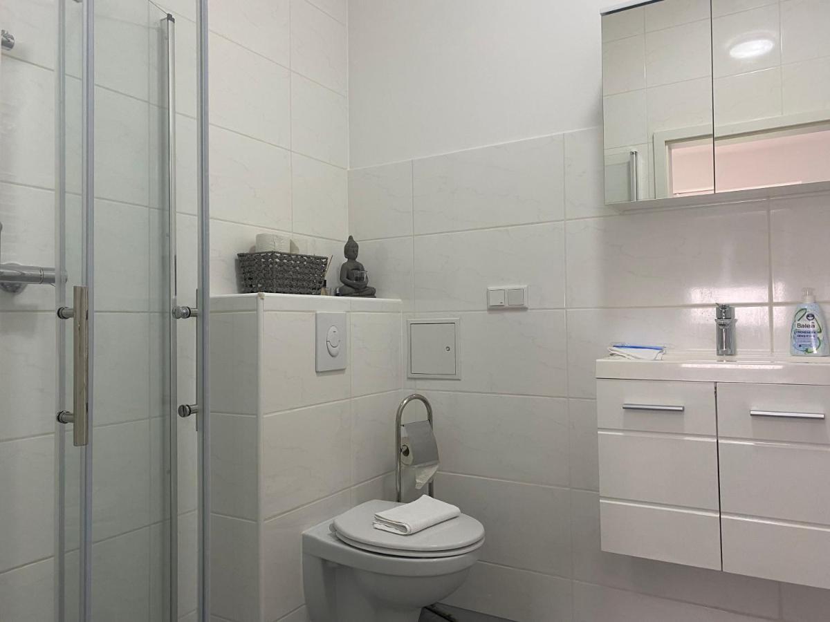 Urbanes, Modernes Apartment Mit Parkplatz Kassel Exterior photo